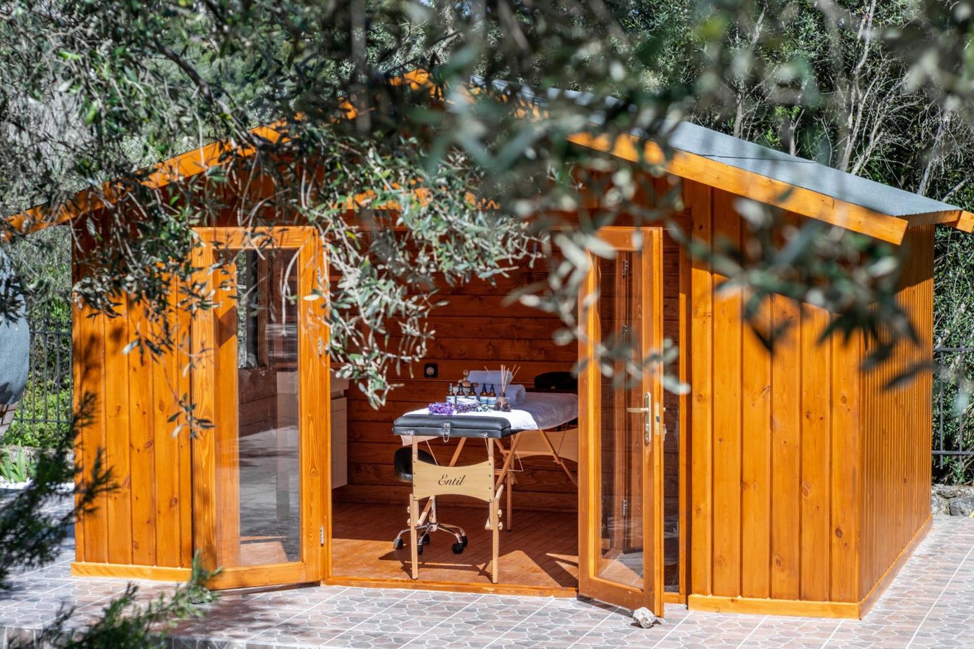 Apanema Mindfulness Resort Lefkada Asprogerakata エクステリア 写真